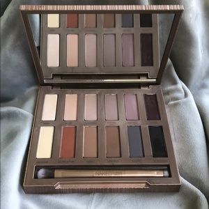 Urban Decay Ultimate Naked Basics palette